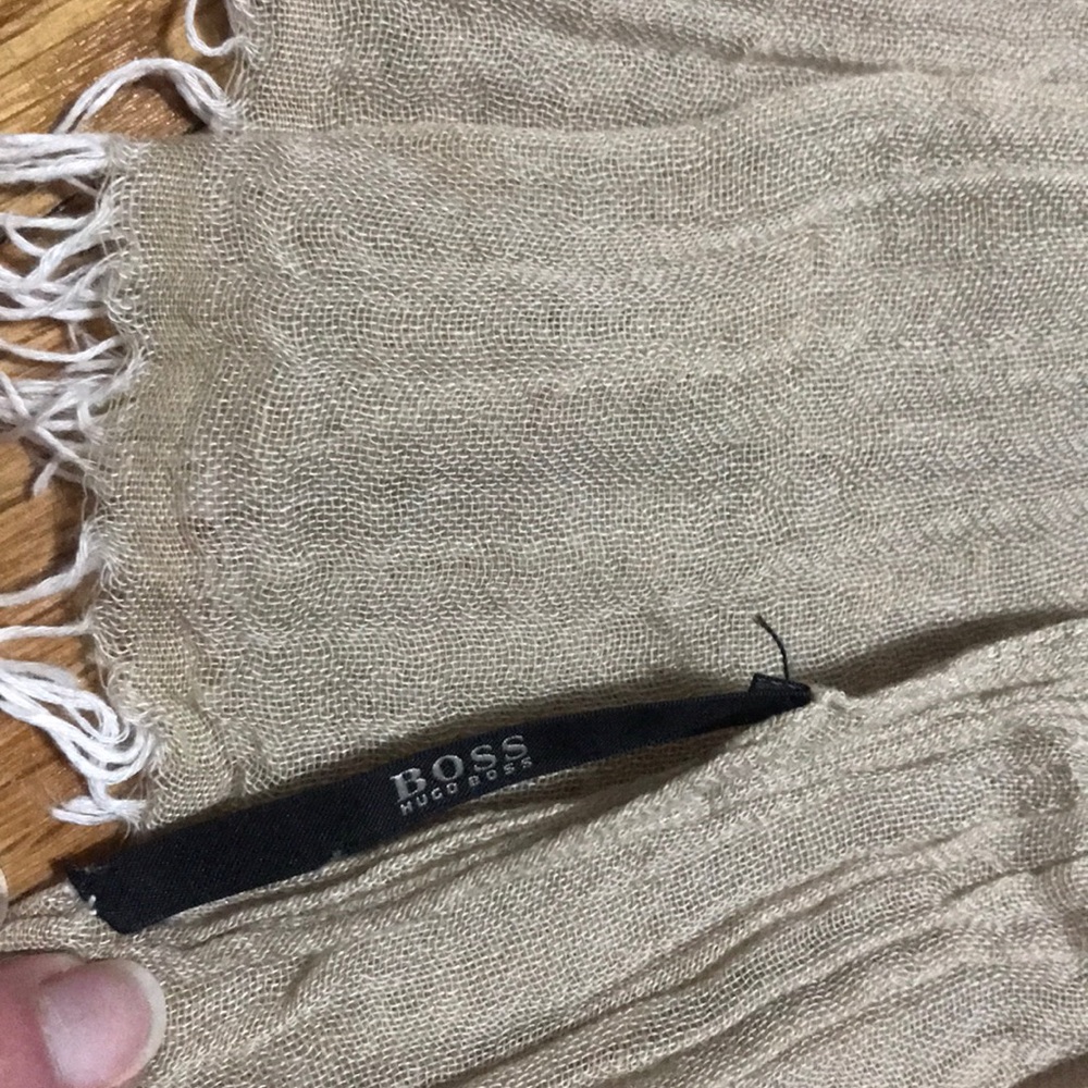 Hugo Boss - Scarf - Picture 3 of 5